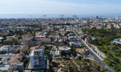 3 bedroom apartment with swimming pool for sale in Chalomantres