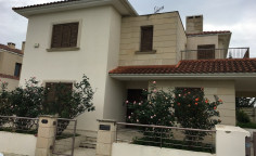 5 bedrooms house for sale in Strovolos