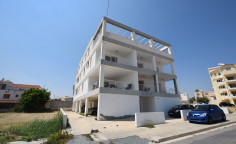 Luxury 2 bedroom penthouse for sale in Kamares