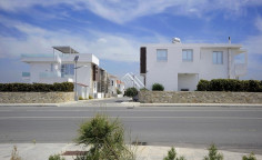4 bedroom furnished villa for sale in Dromolaxia