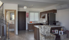 3 bedroom maisonette with swimming pool for sale in Kapparis