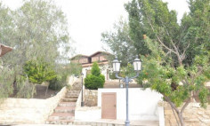 4 bedroom house with swimming pool for sale in Pissouri