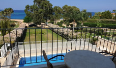 4 bedroom house with swimming pool for sale in Cape Greco