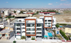Lovely penthouse apartment with roof garden