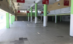 Commercial to rent in Kapsalos