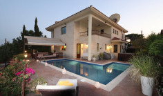 4 bedroom furnished house with swimming pool for sale in Ekali