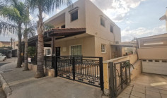 6 bedroom house for sale in Lakatamia