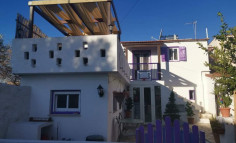 2 bedroom furnished house for sale in Pyrgos