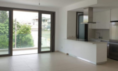 Spacious 3 bedroom unfurnished apartment to rent in Acropolis