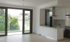Spacious 3 bedroom unfurnished apartment to rent in Acropolis