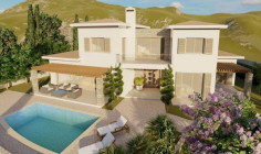 Beautiful 4 bedroom villa with swimming pool for sale in Kamares