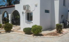Spacious 3 bedrooms house for sale in Chloraka