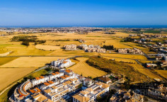 3 bedroom maisonette with swimming pool for sale in Tersefanou