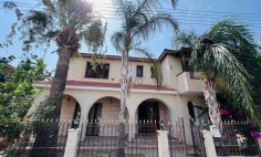 4 bedroom furnished house to rent in Oroklini