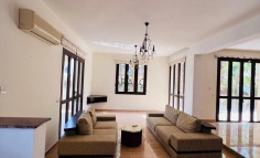 4 bedroom furnished house to rent in Oroklini