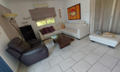 2 bedroom house with swimming pool for sale in Germasogeia