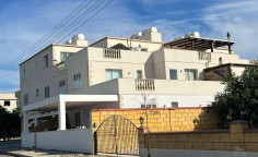 Beautiful 2 bedroom apartment for sale in Deryneia