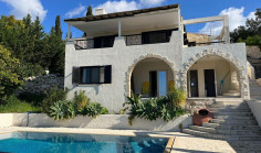 Luxury 3 bedroom house with swimming pool for sale in Tala