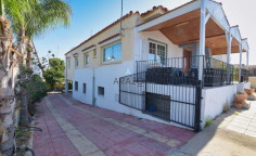 4 bedroom villa for sale, Deryneia 