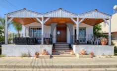 4 bedroom villa for sale, Deryneia 