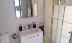 Fully renovated 4 bedroom apartment with sea view - Mackenzie, Larnaca 