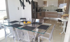 Fully renovated 4 bedroom apartment with sea view - Mackenzie, Larnaca 