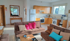 2 bedroom furnished penthouse with swimming pool to rent in Universal