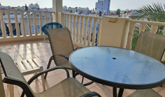 2 bedroom furnished penthouse with swimming pool to rent in Universal