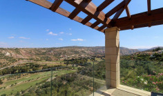 Luxury 5 bedroom furnished house with swimming pool to rent in Aphrodite Hills