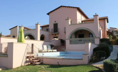 Luxury 3 bedroom furnished house with swimming pool to rent in Aphrodite Hills