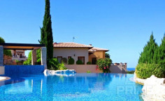 1 bedroom apartment with swimming pool for sale in Aphrodite Hills