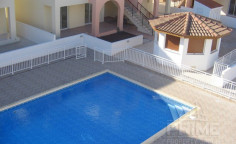 Lovely 2 bedroom maisonette with swimming pool for sale in Prodromi