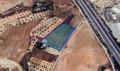 Residential 8938 m2 for sale in Latsia, Nicosia