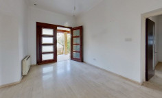 Spacious 4 bedroom house with swimming pool for sale in Ayios Andreas