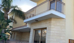 7 bedroom house for sale in Oroklini