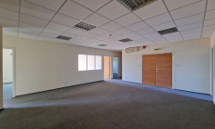 Spacious office for sale in Aglantzia