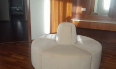 7 bedroom house with swimming pool for sale in Lakatamia