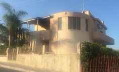 3 bedroom house for sale in Agios Athanasios