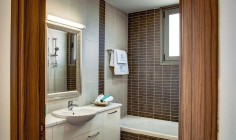 3 bedroom house with swimming pool for sale in Mazotos