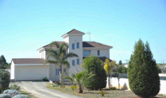 4 bedroom house for sale in Palaiometocho
