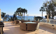 3 bedroom furnished apartment with swimming pool for sale in Agios Tychonas