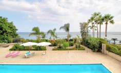 3 bedroom furnished apartment with swimming pool for sale in Agios Tychonas