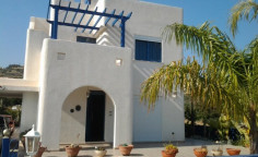 4 bedroom furnished house with swimming pool for sale in Agios Tychonas