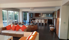 5 bedroom furnished house with swimming pool for sale in Armenochori