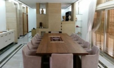 Large 5 bedroom house with swimming pool for sale in Strovolos