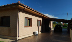 4 bedroom house with swimming pool for sale in Erimi