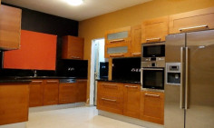 5 bedroom unfurnished house with swimming pool for sale in Green Area