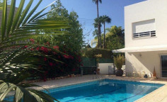 Luxury 5 bedroom house with swimming pool for sale in Armenochori