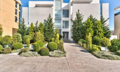 Luxury 3 bedrooms apartment with swimming pool for sale in Germasogeia Tourist Area
