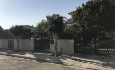 Beautiful 4 bedroom house with swimming pool for sale in Kalogiroi